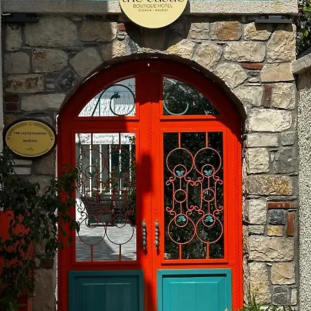 Δωμάτια σε οικογενειακή κατοικία The Castle Butik Sigacik